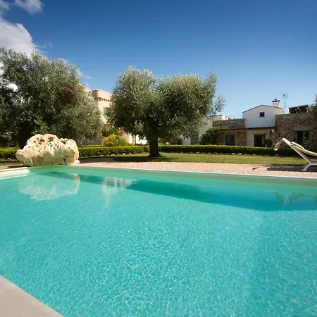 Casale De Li Canti 3*
