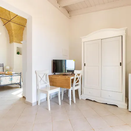 Casale De Li Canti Bed & Breakfast 3*