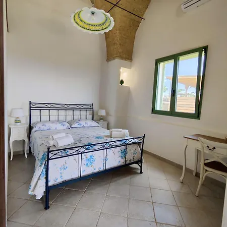 Casale De Li Canti Bed & Breakfast Marina Di Pescoluse