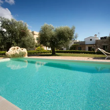 Casale De Li Canti 3*