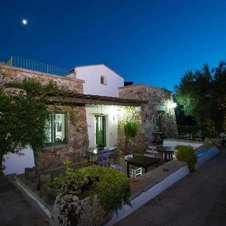 Casale De Li Canti Frühstückspension 3*